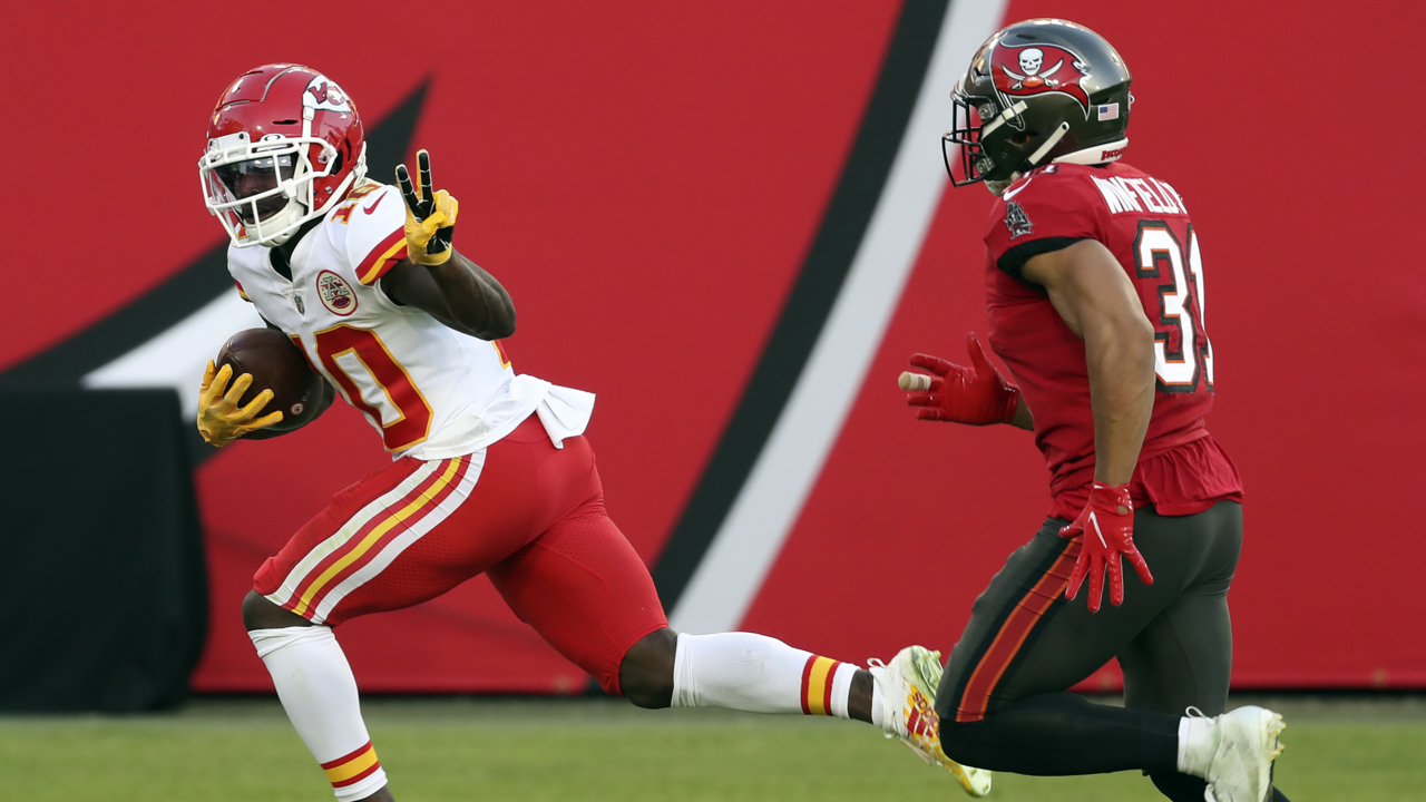 Mahomes, Hill light up Bucs, Chiefs hold on vs. Brady 27-24 – KLBK