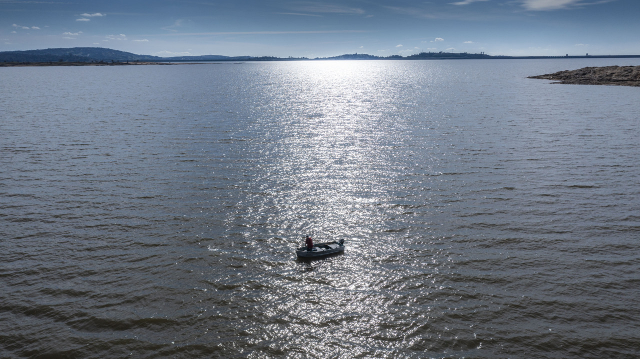 Drone video Folsom Lake water level after 2023 atmospheric river