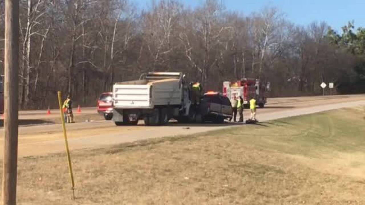 Fatal accident shuts down road in Columbia IL Belleville NewsDemocrat
