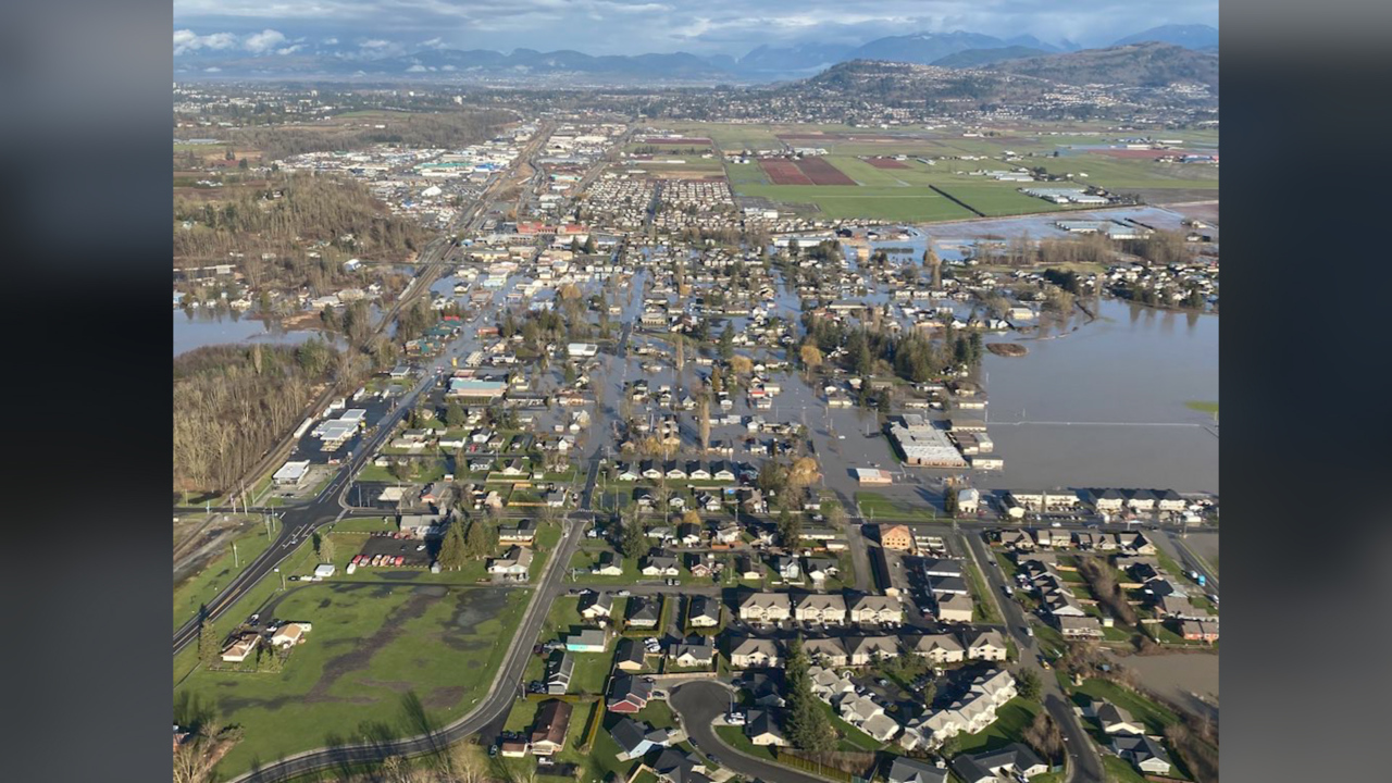 Everson, Sumas flooding along Nooksack River as rain continues