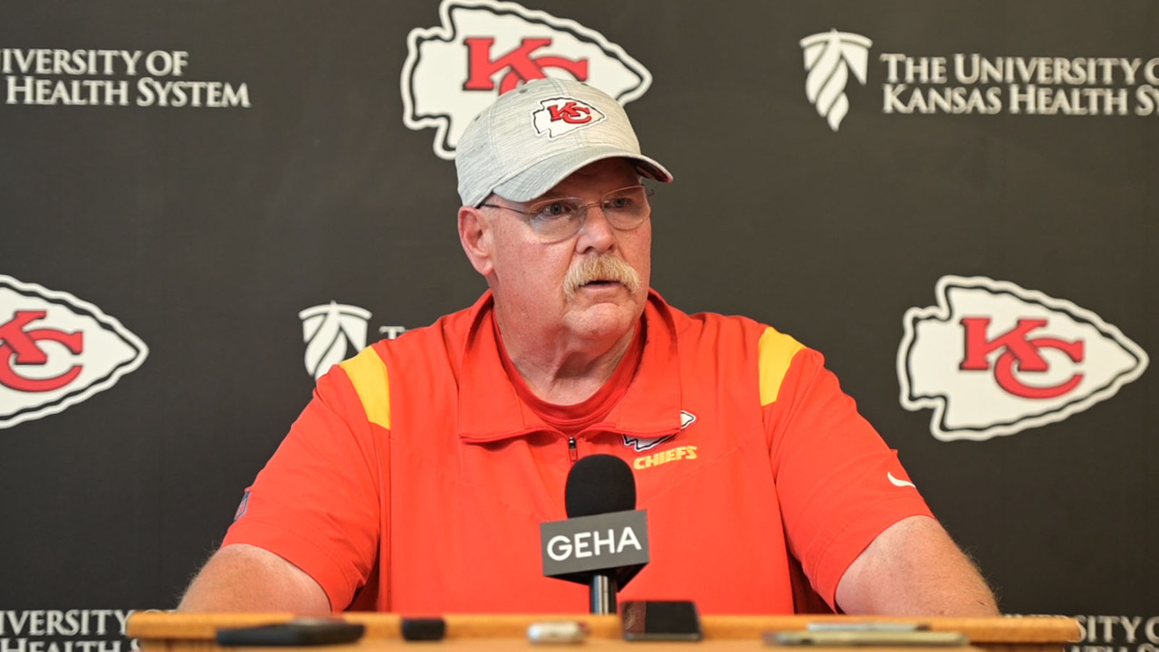 Andy Reid blames turf at Cardinals' stadium for Chiefs' Trent McDuffie,  Harrison Butker injuries