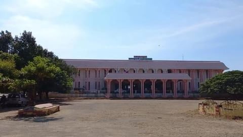 Outside of Kanyakumari Rail Station | Tamil Nadu