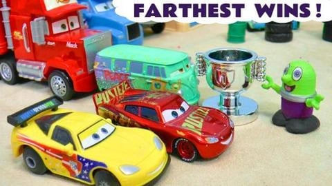 RADIATOR Springs Disney Cars Toys Racing With The Funling...