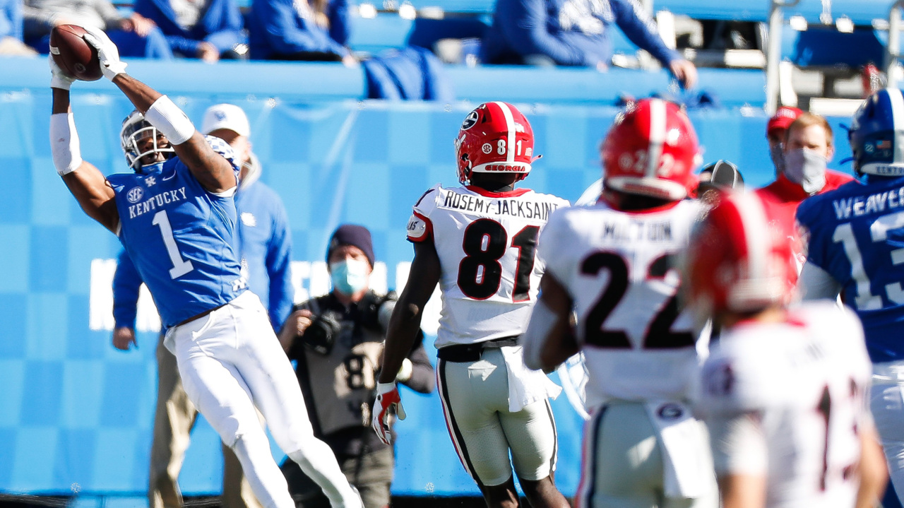 Fortner, Square to wear John Schlarman and Chris Oats' jersey numbers on  Saturday - On3