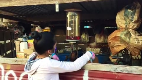 LAOS BY MOTORBIKE: THAKHEK LOOP | How to travel Laos 