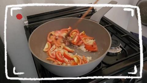 TasteHU263 _ Adobong Baboy at Pusit