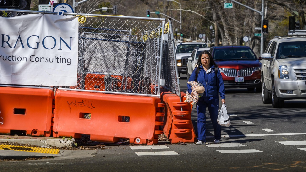 Downtown Sacramento CA construction projects create traffic jams