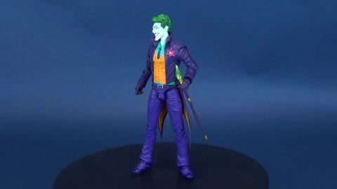 DC Collectibles DC Essentials Joker Figure Review
