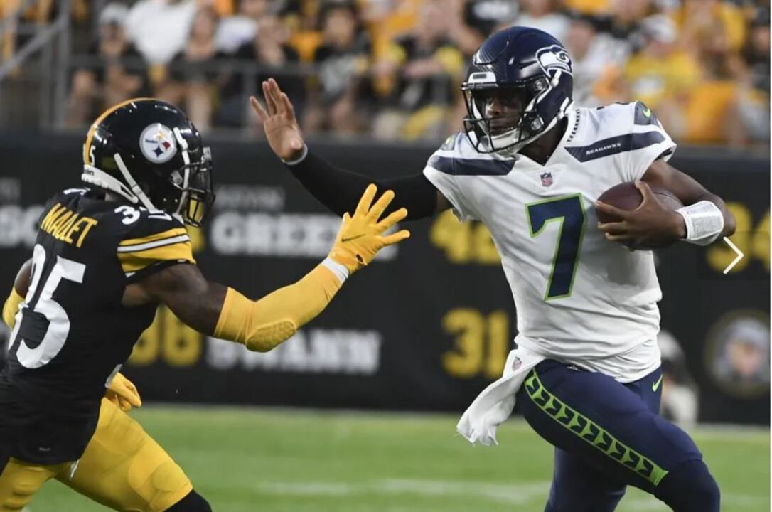 Seahawks' Geno Smith explains why it's 'bittersweet' that Seattle re-signed  Drew Lock 