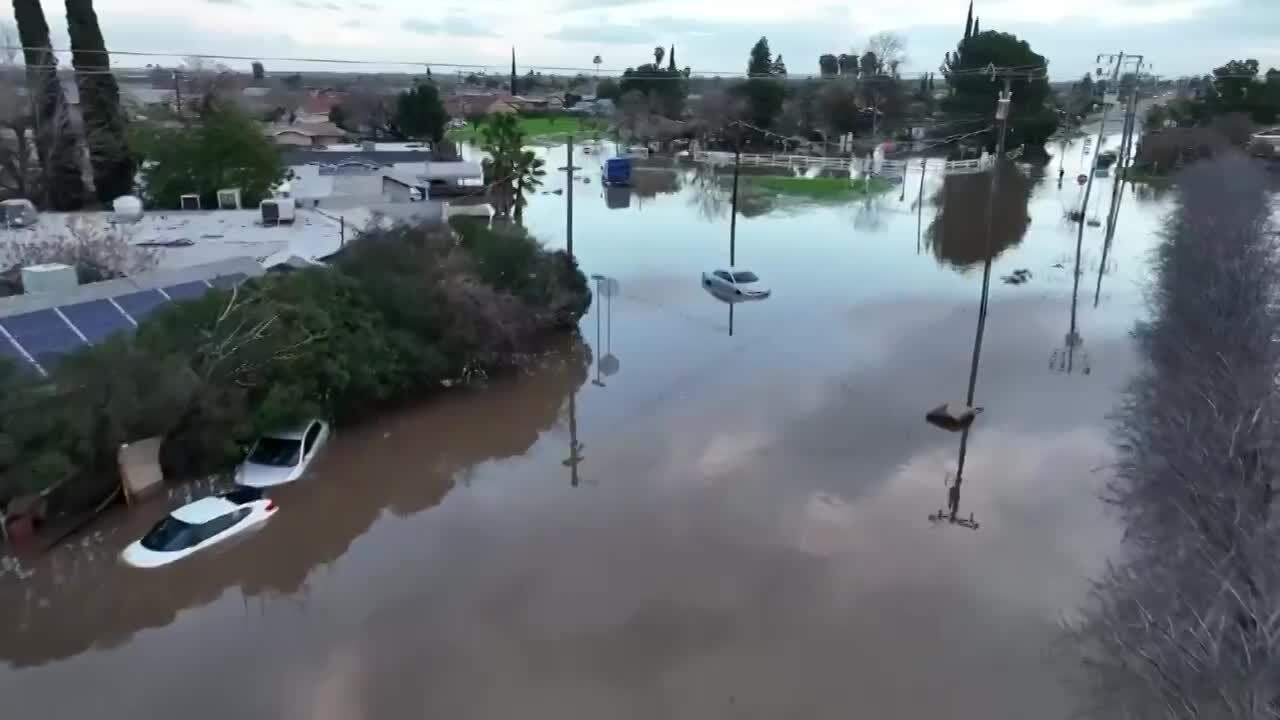 California storm update: More rain, flooding; death toll at 17 | The  Sacramento Bee