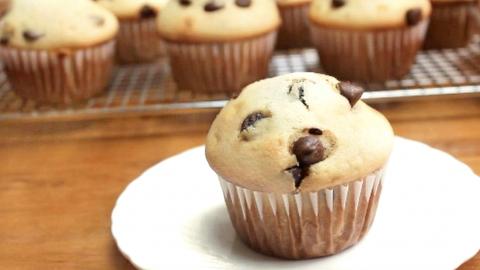 Bakery Style Chocolate Chip Muffins Recipe