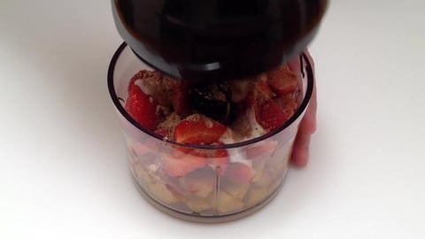 Creamy Vegan Strawberry Peach Smoothie / Healthy Recipe