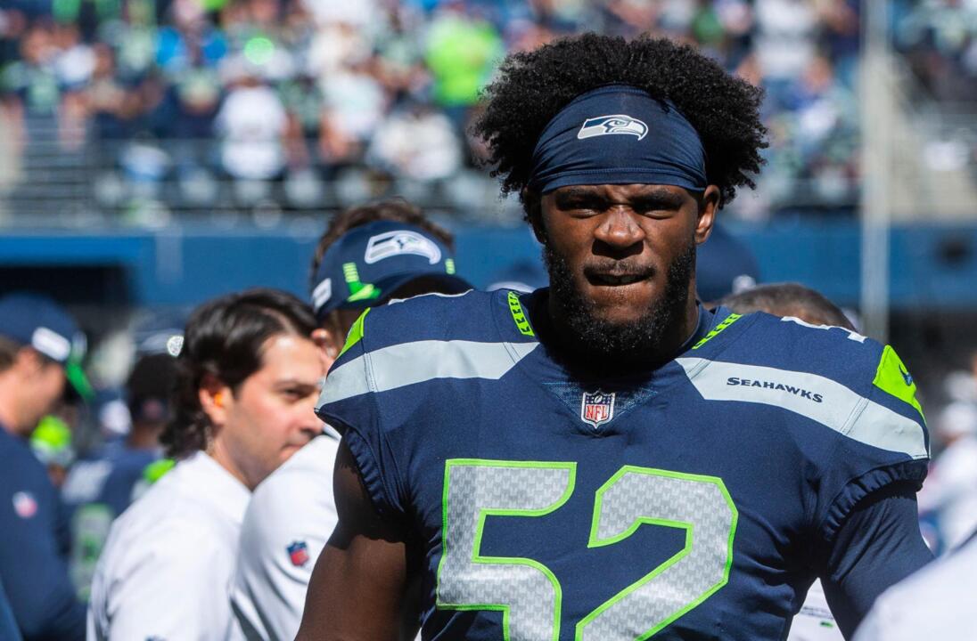 Quandre Diggs thrives as teacher for young Seahawks secondary