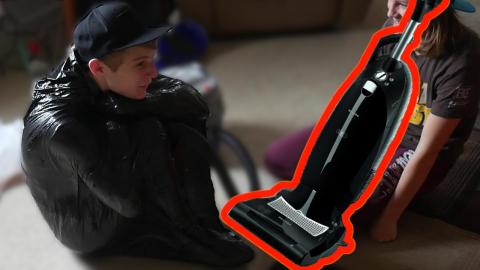 Tik Tok Trash Bag Challenge (Funny)!