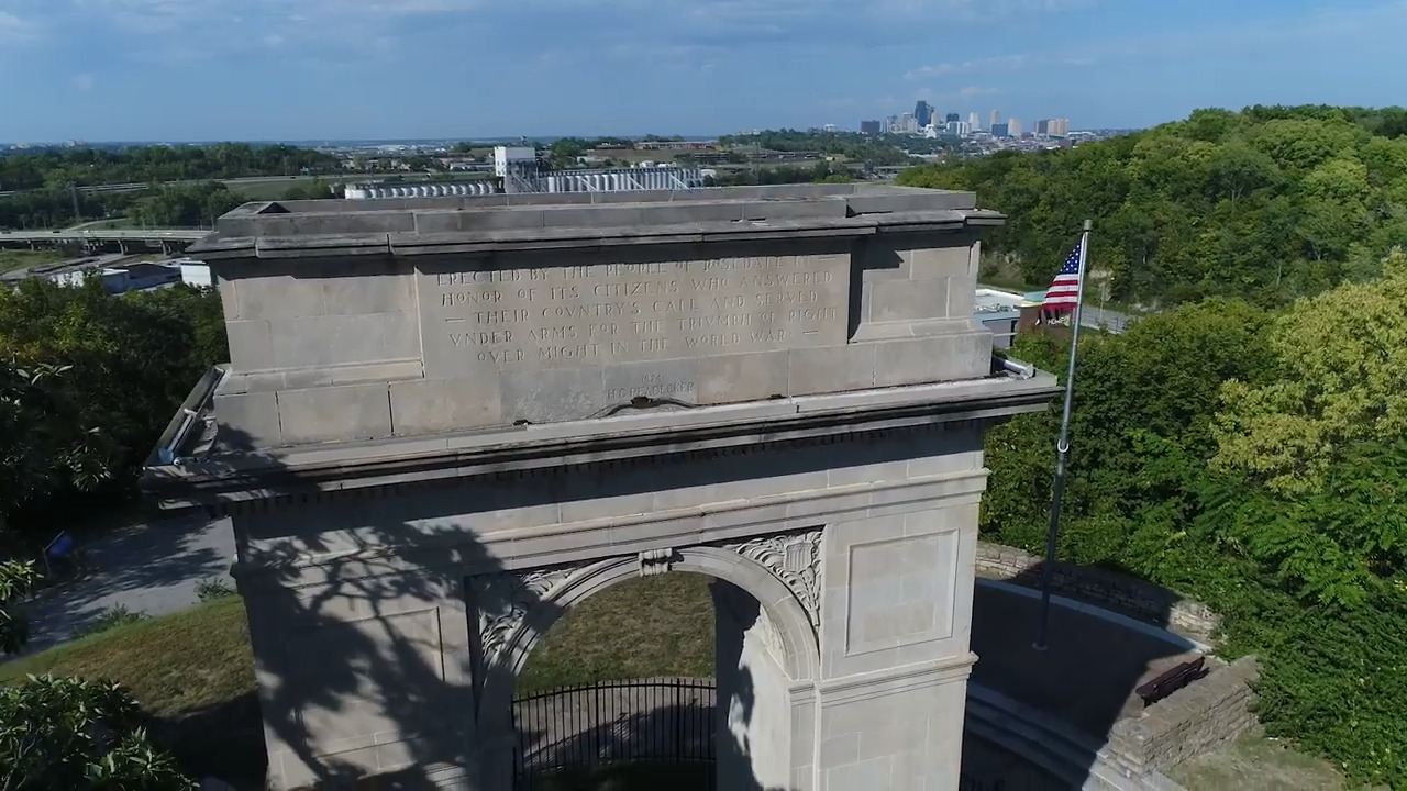 With a commanding view of the Kansas City skyline, the Rosedale Arch in