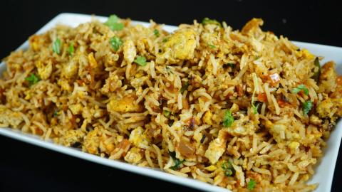 Vegetable and chicken fried rice.
