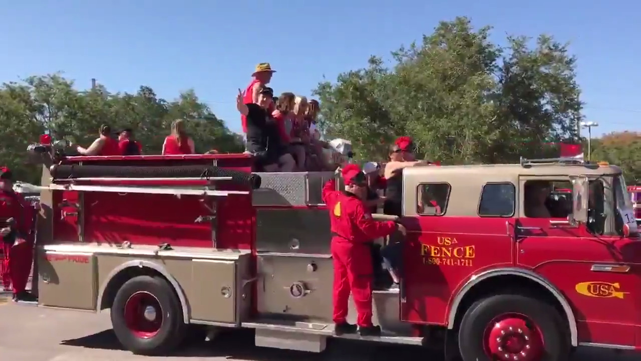 Floats arrive for the annual DeSoto Grand Parade in Bradenton The State