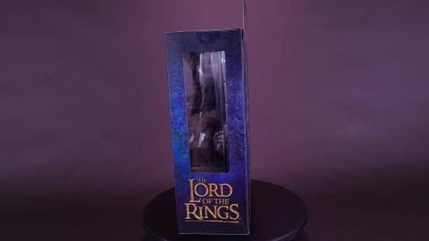 Diamond Select Toys The Lord of the Rings Gimli Figure