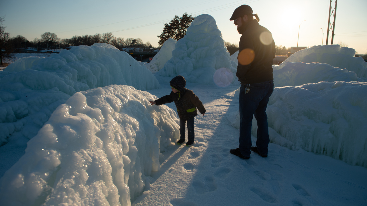 KC area begins to warm up on Friday after weeks of extreme cold weather ...