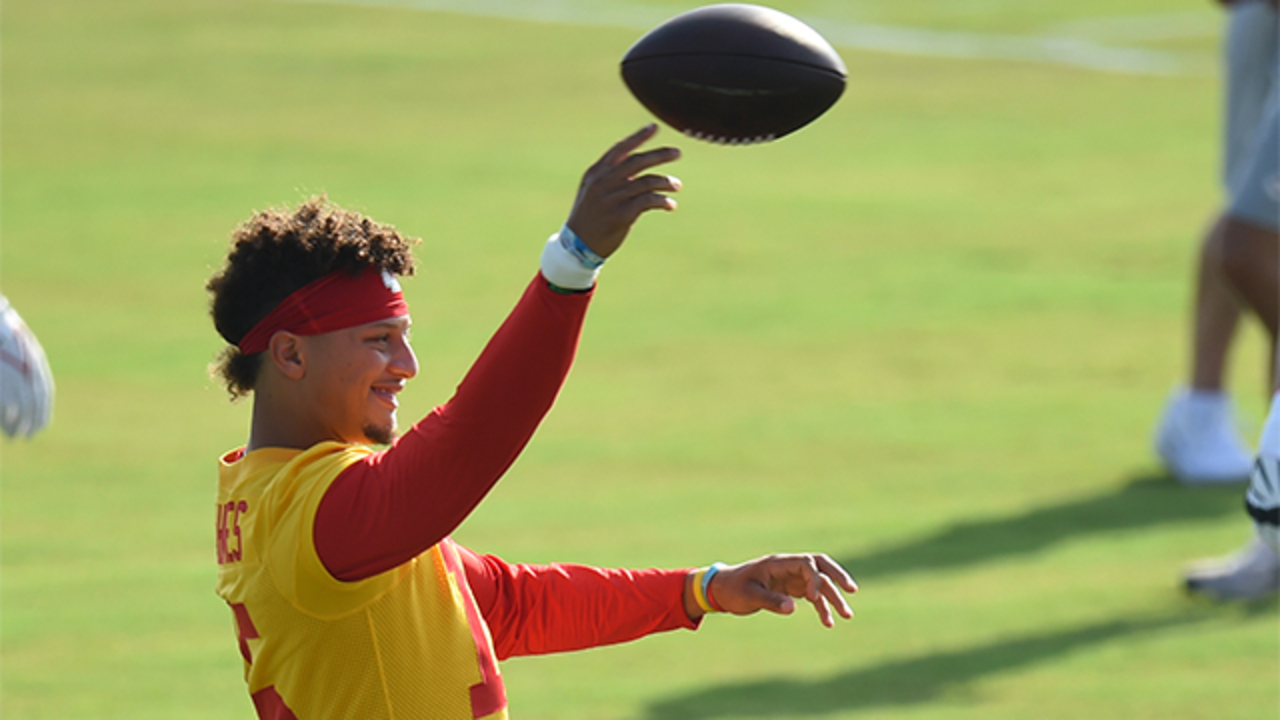 Patrick Mahomes Wears Brittany Matthews Jersey at First KC NWSL Game