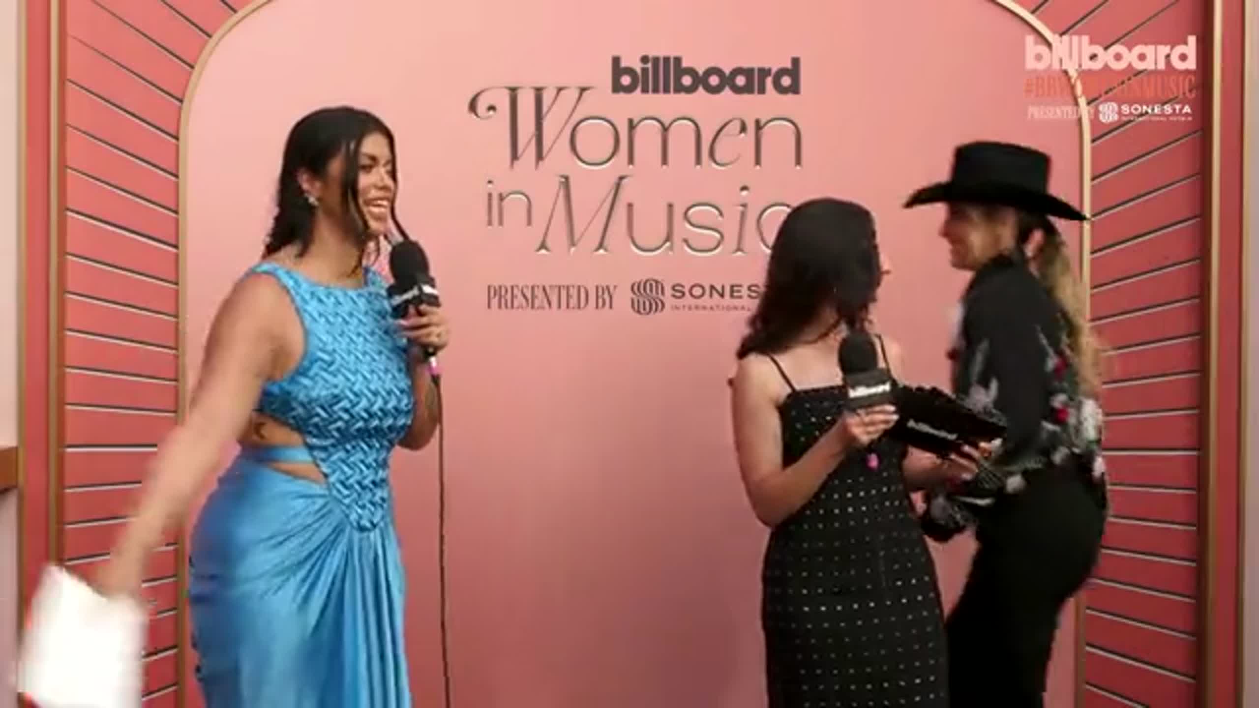 billboard.com - Katie Cao - Lainey Wilson's Stagecoach Experience & Adoration of Ella Langley | Billboard Women In Music 2026