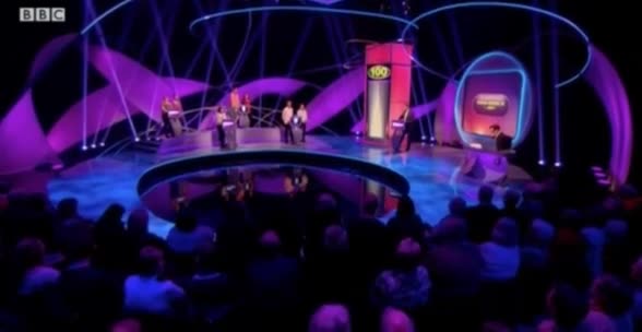‘Pointless’ Host Alexander Armstrong Stunned As ‘200 Club’ Contestants ...