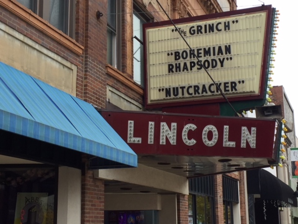 Belleville, IL Lincoln Theatre to offer beer, wine, bar Belleville
