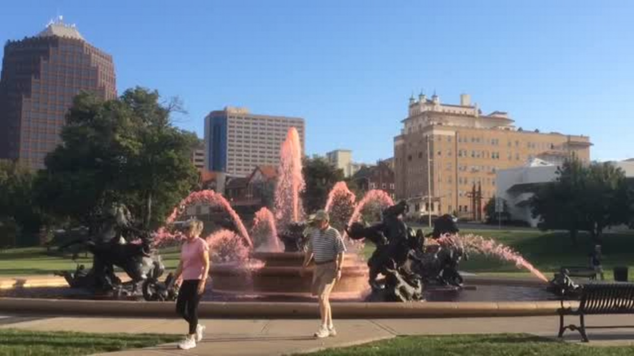 Kansas City turns fountains red to celebrate the Chiefs Kansas City Star