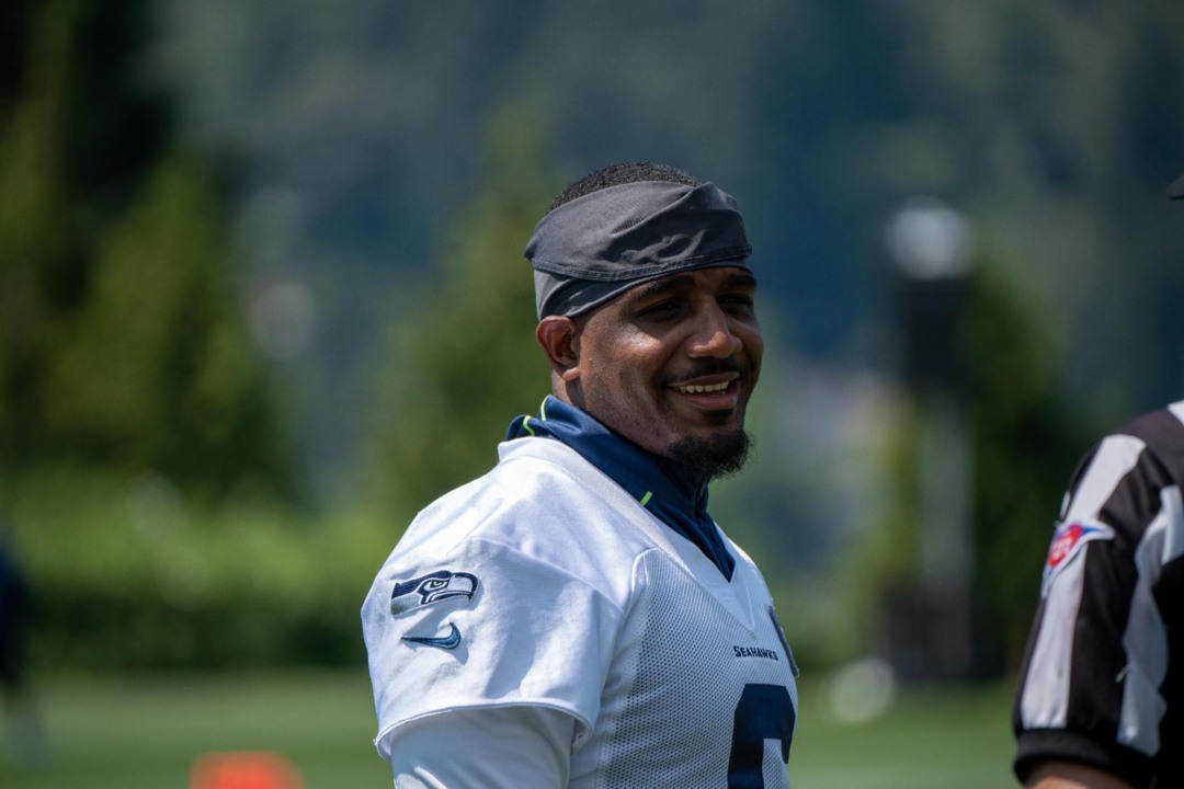 Seahawks continue D-line revamp, release NT Al Woods - Seattle Sports