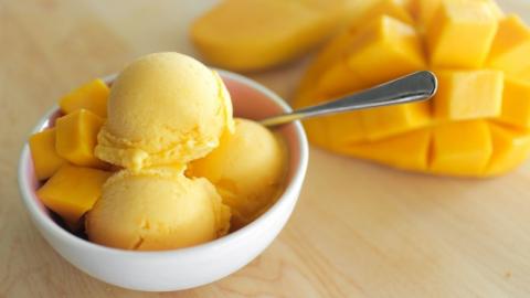 Mango Ice Cream Without An Ice Cream Machine.(Only 3 Ingr...