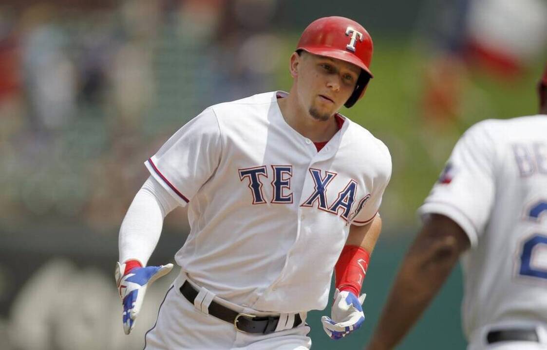 Texas Rangers send Ryan Rua down to make room for Mike Napoli