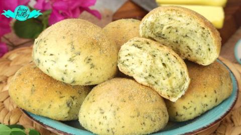 MALUNGGAY PANDESAL | FOXY FOLKSY - Modern Filipino Kitche...
