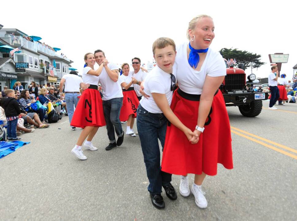 Cayucos Independence Day parade rocks the coast Biloxi Sun Herald