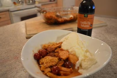 How to Bake Napa Valley Vanilla Fig Balsamic Apple Crumbl...