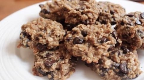 4 ingredient Peanut Butter Banana Cookies 