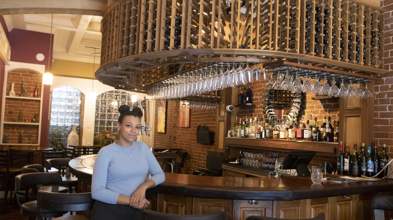 Wine bar and bistro opens in downtown Belleville, Illinois Belleville