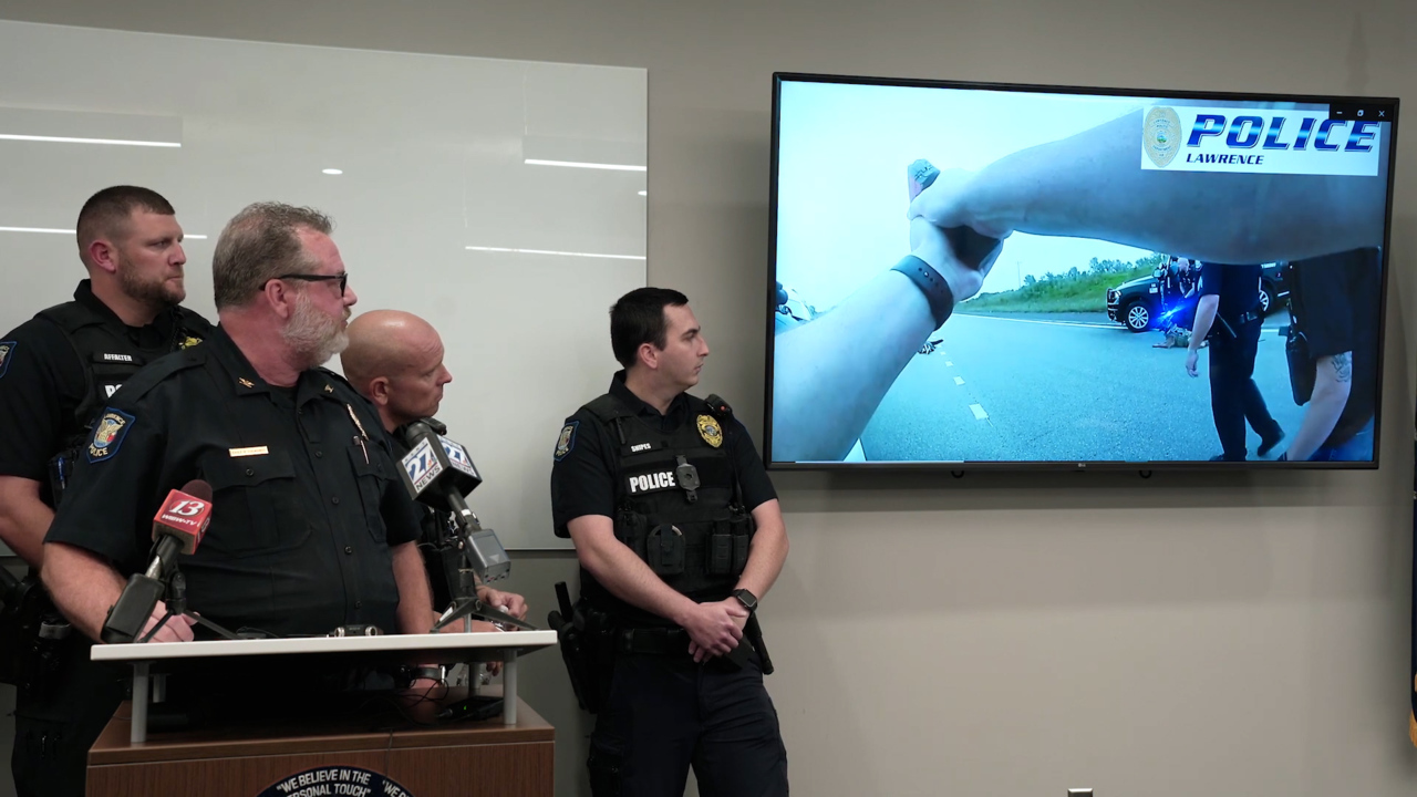 Video: Police chase double homicide suspect through Lawrence | Kansas ...