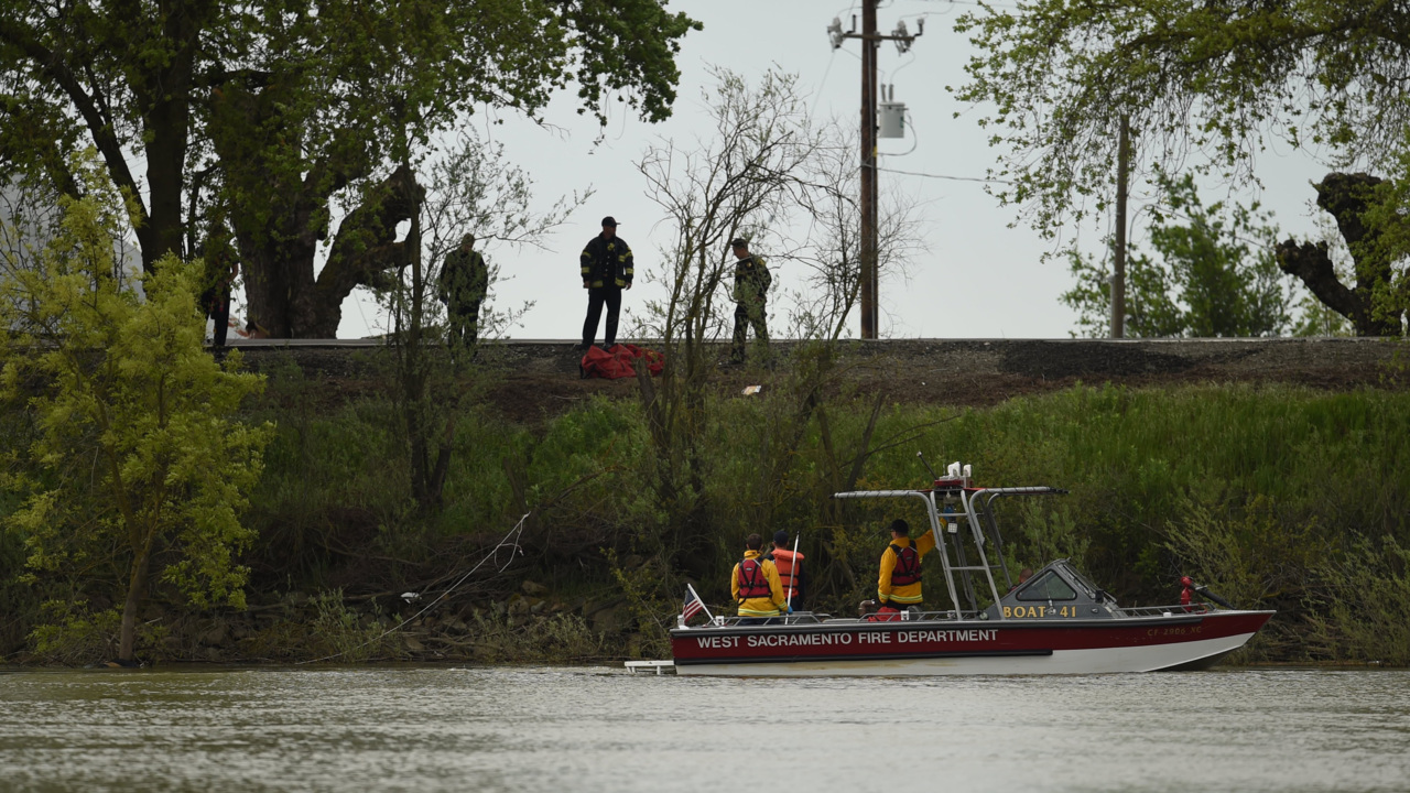 Body found in Sacramento River near Pocket neighborhood | Sacramento Bee