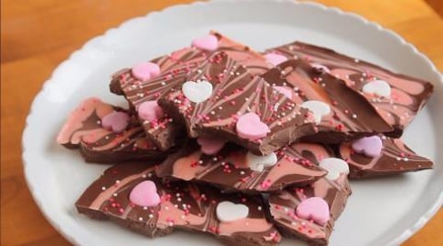 Sweetheart Valentine's Bark | 4 ingredients