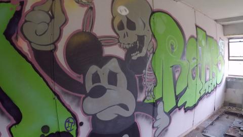 AWESOME GRAFFITI FOUND IN ABANDONED PLACE!