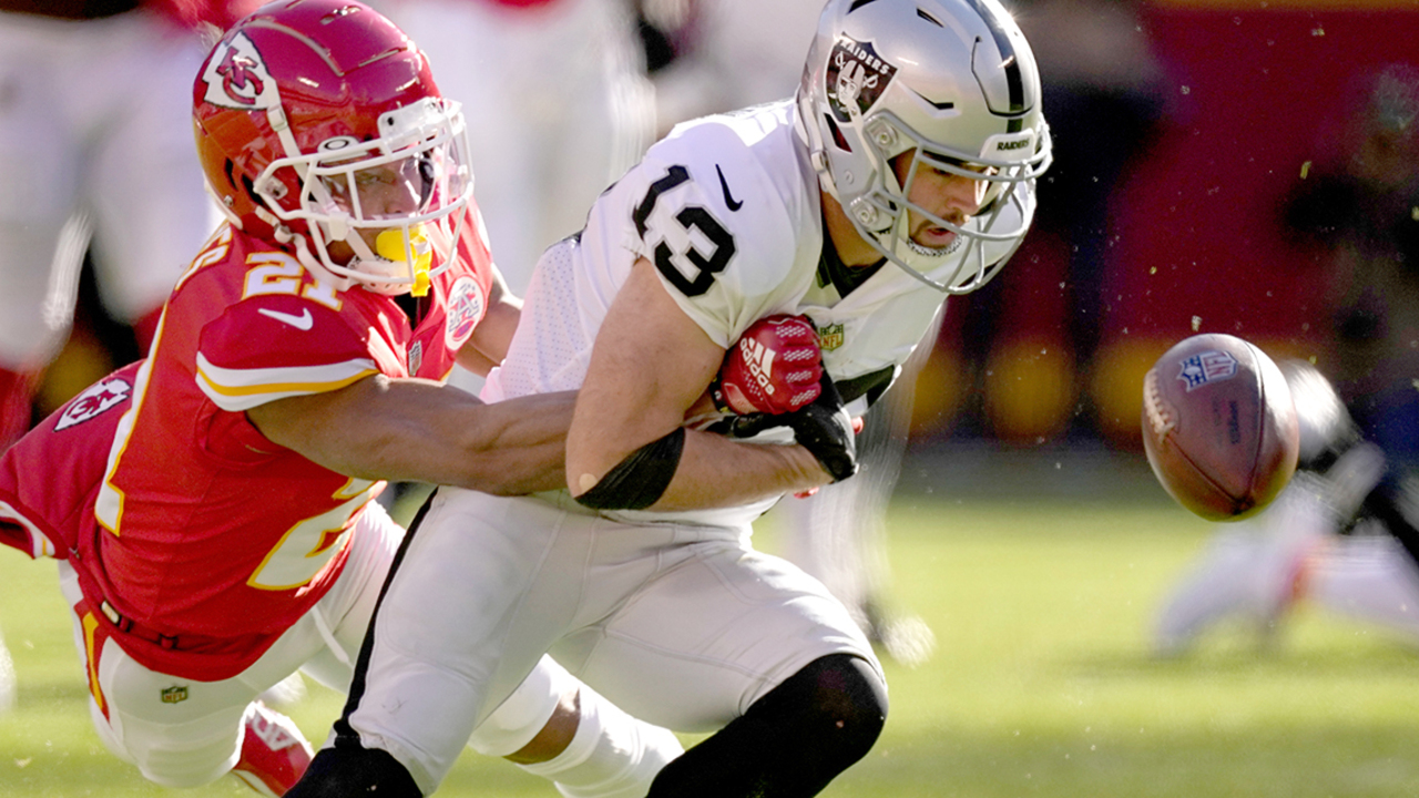 Patrick Mahomes, KC Chiefs players react to Raiders on logo