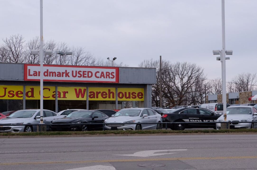 Car salesman shot on Noland Road in Independence Kansas City Star