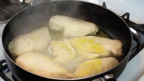 How to Pan Fry Chicken Fillets | It's Only Food with Chef...