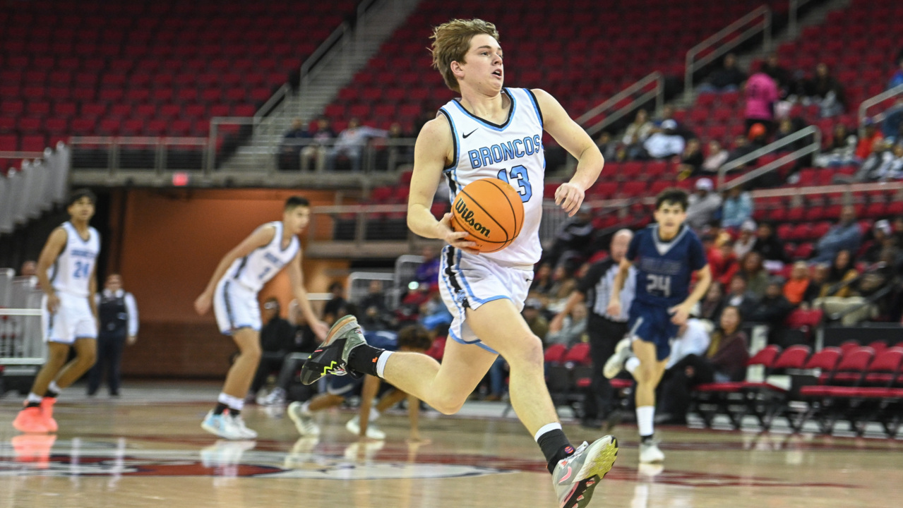 Clovis North beats Bullard in boys basketball tournament Fresno Bee