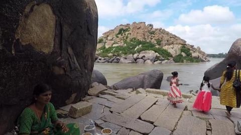 Snacks Seller  | Hampi