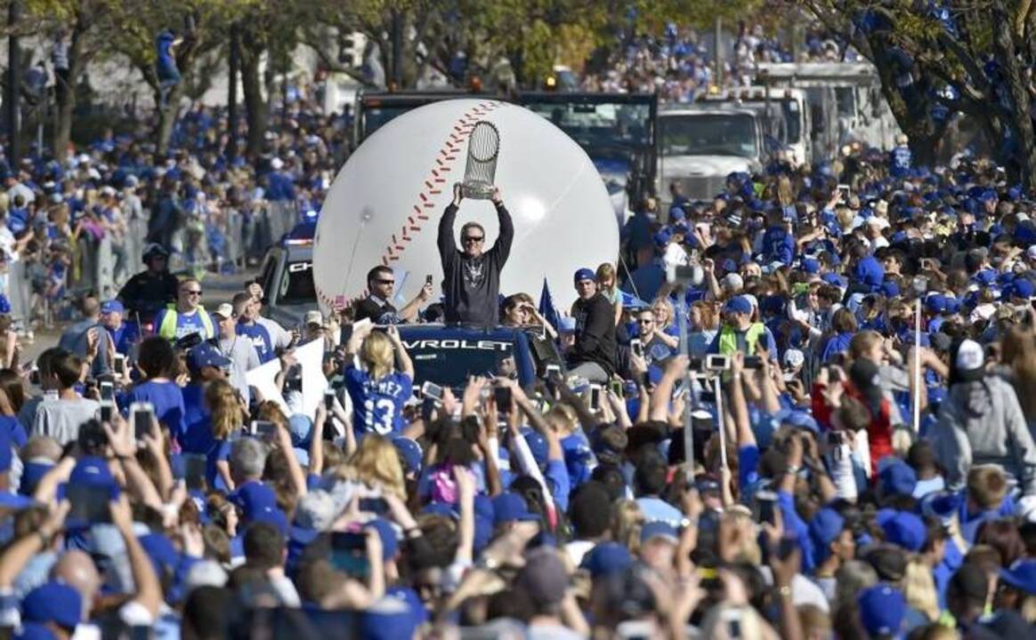 WATCH: Ride along the Royals' World Series parade in 60 seconds 