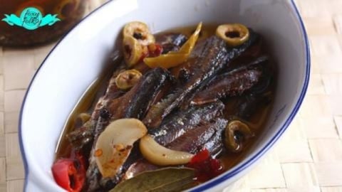 GOURMET TUYO (Dried HERRING) IN SPICY OIL