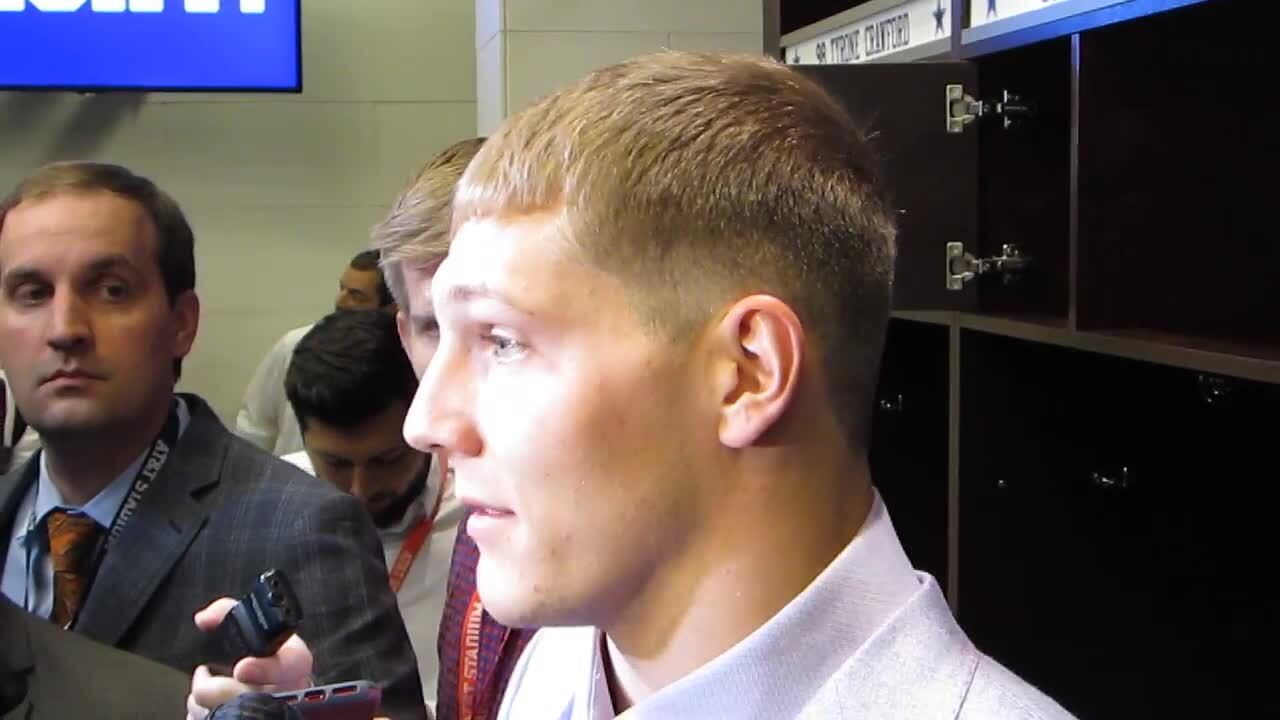 Leighton Vander Esch suffered shoulder stinger, not neck injury