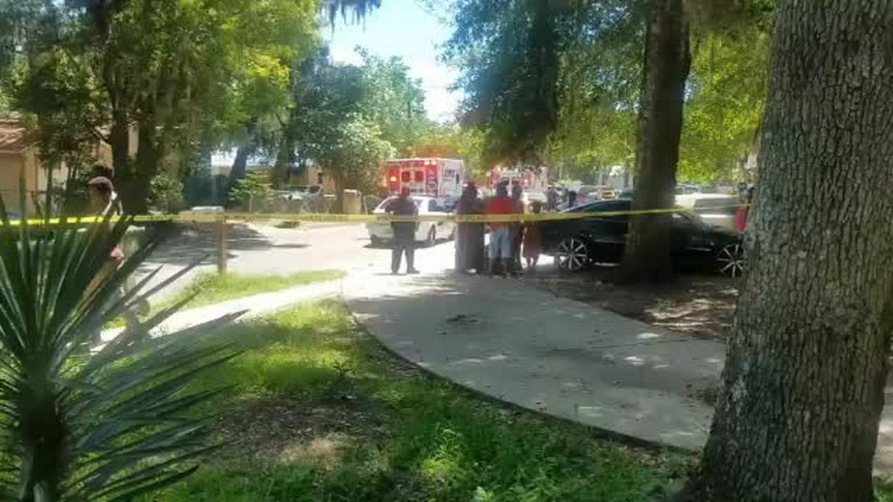 Police investigate shooting in East Bradenton Bradenton Herald