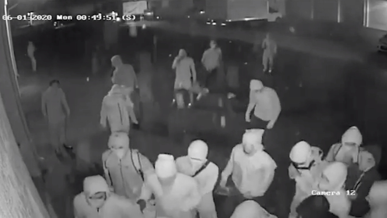 About 30 suspects attempt to break into J&M Gun Repair Bradenton Herald